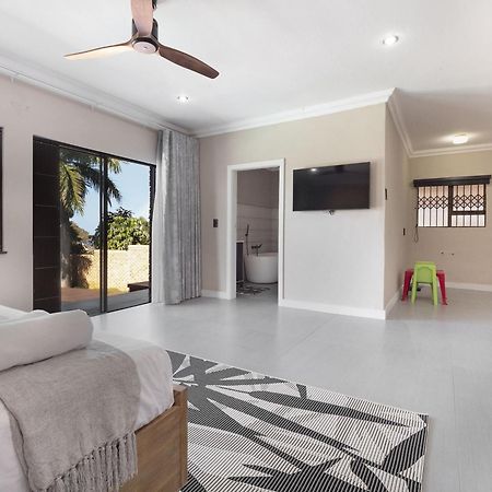 One On Chelsea Villa Durban Exterior photo